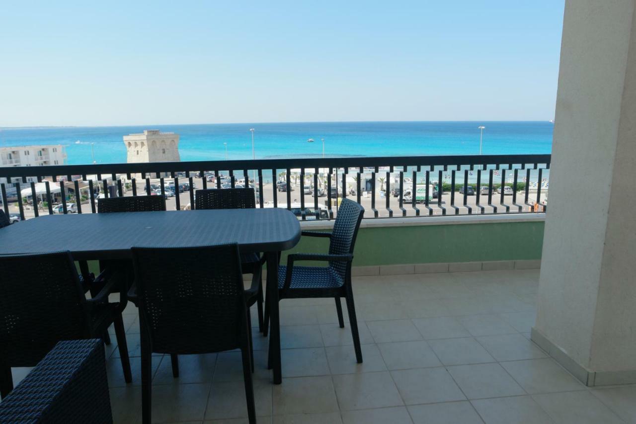 Attico Galilei Fronte Mare By Salentoville Gallipoli Exterior foto